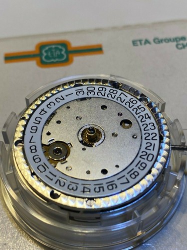 Genuine valjoux 7753 automatic - valjoux,