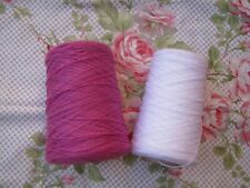 2 cônes de laine layette