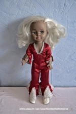 Poupée BELLA, modèle ELLA