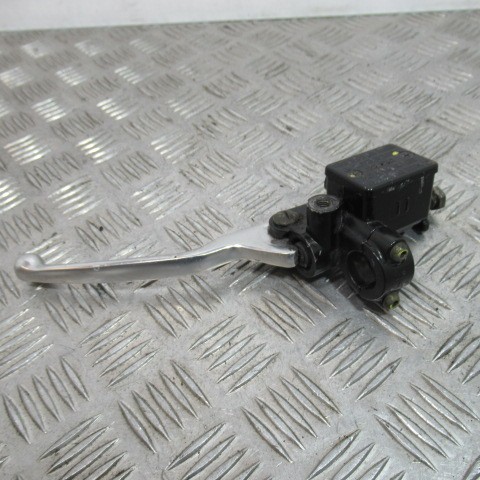 Maitre cylindre gauche vespa - cylindre,