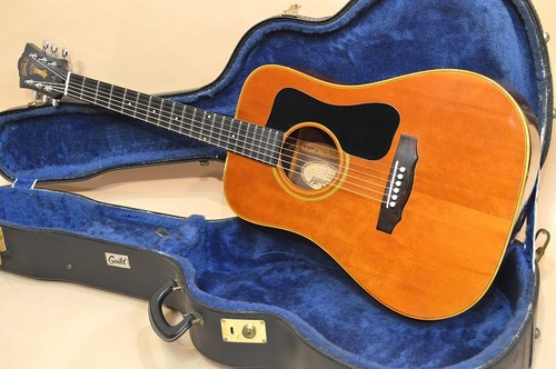 Guild 1976 used acoustic - used,