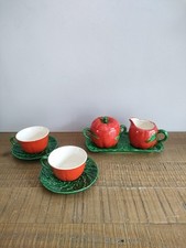 Service À Thé en Barbotine Thème Tomates - Tasses/Sucrier/Verseur Trompe L'oeil