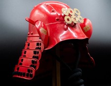 Casque de samouraï fer rouge
