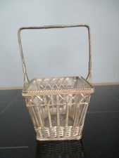 Petit Panier en fil de fer