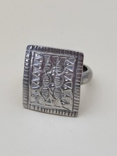 ANCIENNE BAGUE EN ARGENT TAILLE 55 , MOTIF AFRICAIN