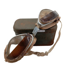 M9/04/26 (REF37818) Paire de
