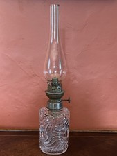 LAMPE à PETROLE en CRISTAL de