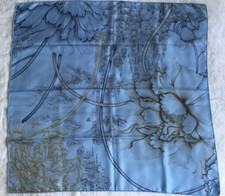 Hermès carré 90 cm scarf 35 in A l'Ombre des Pivoines avec boîte with box