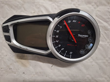 COMPTEUR TRIUMPH 1050 SPEED TRIPLE 2011/2012  ref 2503133