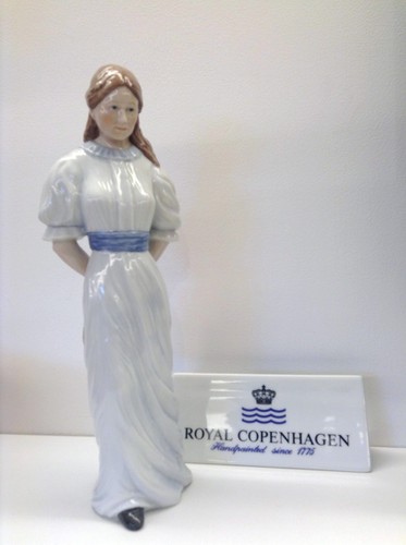Royal copenhagen figurine - figurine,