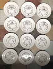 Lot de petites assiettes