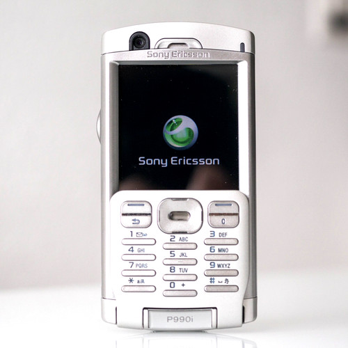 Sony ericsson p990i mobile - ericsson,