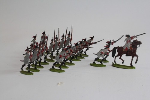 Soldats plats étain - d'étain, oki