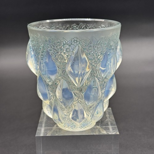 Vase rampillon r lalique - un,