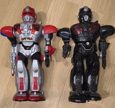 LOT DE 2 ROBOTS ZADAK 40 CM - Jouet Vintage 90's Collection 