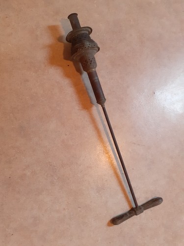 Agitateur ancien outil pour