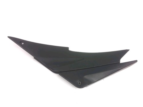 Cache lateral gauche - cache,