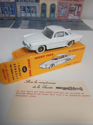 Vrai dinky toys - , renault