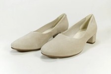 Chaussures beiges talons - chaussures,