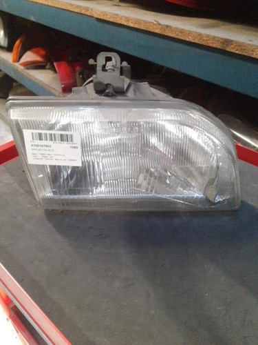 Optique avant principal droit