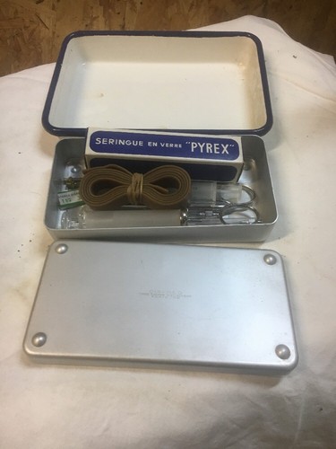 Ancien trousse seringue verre - trousse,