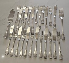 ERCUIS 12 couverts à poisson en métal argenté modèle Vendôme . 26  Pièces 