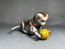 JOUSTRA LE CHAT JOUEUR