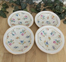 4 ANCIENNES PETITES ASSIETTES