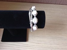 Bracelet manchette magnétique