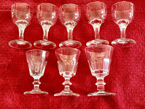 Lot petit verres a pied - de,