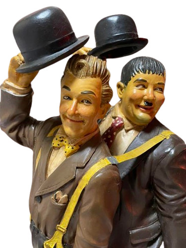 Objet ornemental stan laurel - objet,