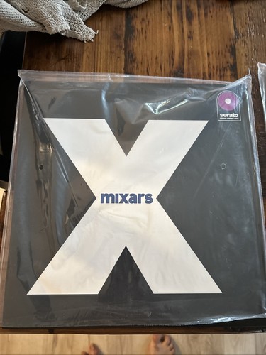 Serato control vinyl mixars - serato,