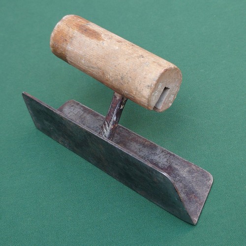 Outil plâtrage truelle - outil,
