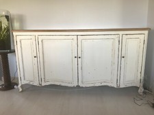 Joli buffet shabby chic - couleur principale blanc - en très bon état