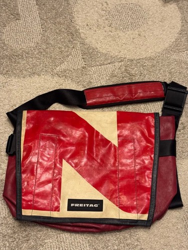 Freitag f12 dragnet messenger - dragnet,