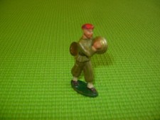 STARLUX PARACHUTISTE AUX CYMBALLES AVEC GUETRES BLANCHES