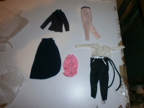 Barbie lot tenue 7080 - lot,