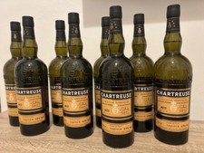LOT - 8 Chartreuse Reine des