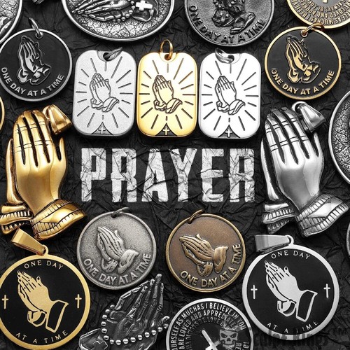 Collier pendentif religieux