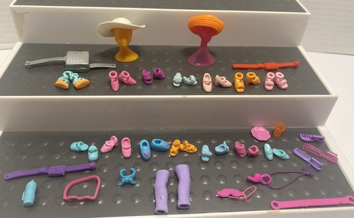 Polly pocket shoes hats - pocket,