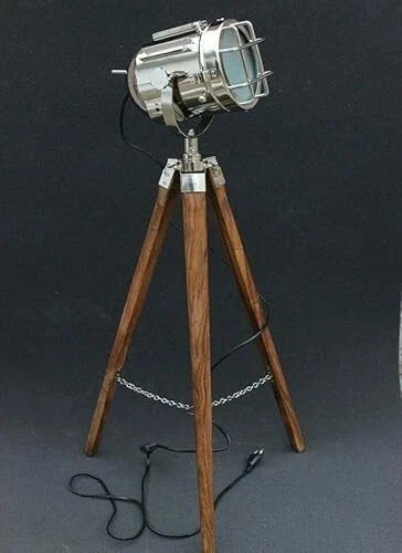 Projecteur chromé sol