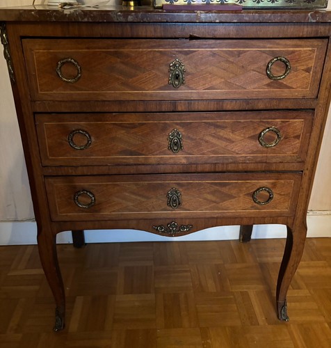 Commode transition xix - transition,