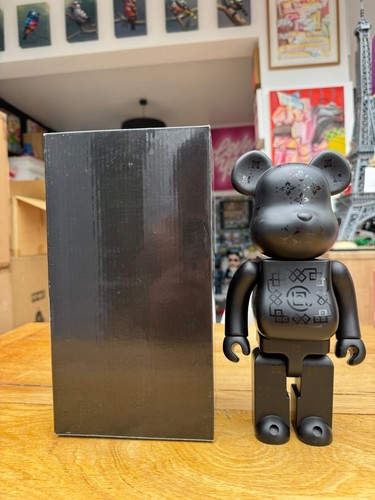 Bearbrick 400 clot - clot, christmas