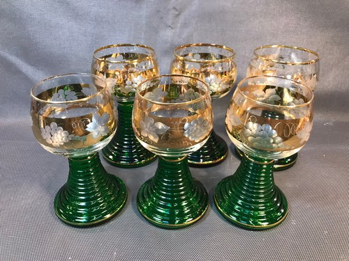 Lot verres à vin - de,