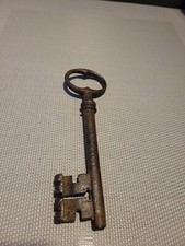 CLE ANCIENNE DE  PORTAIL FER FORGE XIII-XVIII ème Siècle