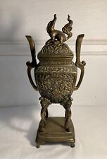 Beau brûle parfum en bronze