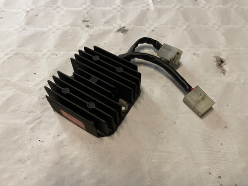 Regulateur sym 125 - 125, gts