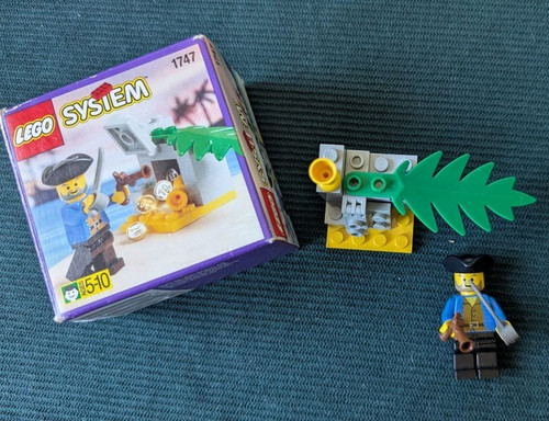Lego vintage pirate 1747