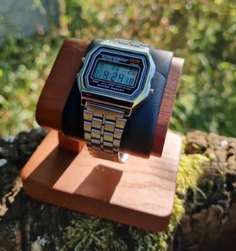 Montre digitale style casio - montre,
