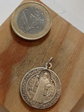Médaille Religieuse Ancienne St Benoît Protecteur Du Mal 